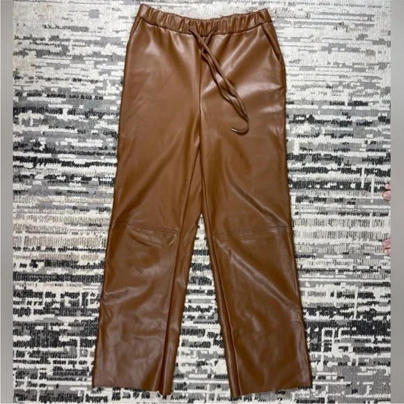 Seven Sisters Highrise Beige Wide Leg Faux Leather Joggers Size Medium - Picture 6 of 11